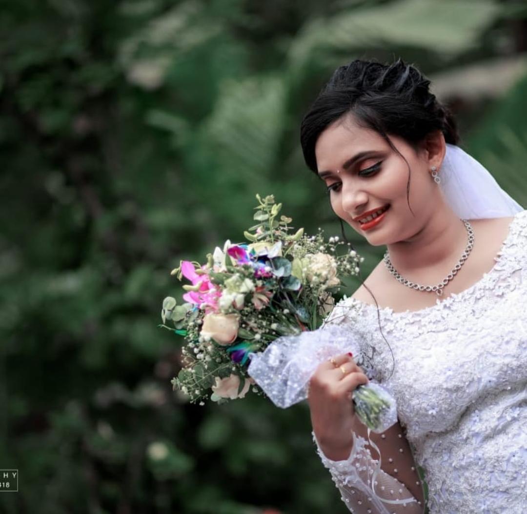 OLIVE LADIES AND GENTS BEAUTY CLINIC IRITTY